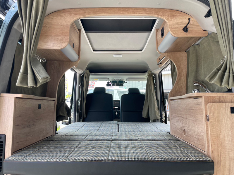 COMPLETE CAMPING CAR（コンプリート キャンピングカー）