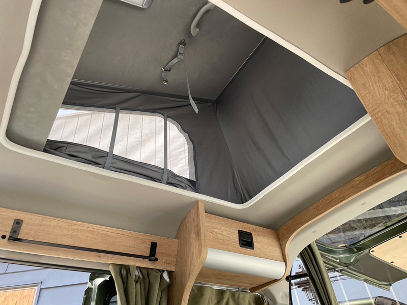 COMPLETE CAMPING CAR（コンプリート キャンピングカー）
