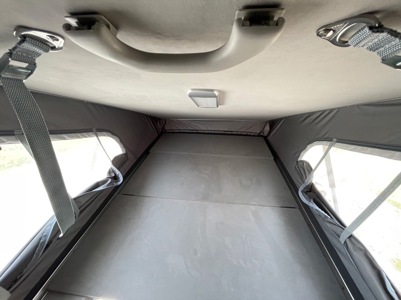 COMPLETE CAMPING CAR（コンプリート キャンピングカー）